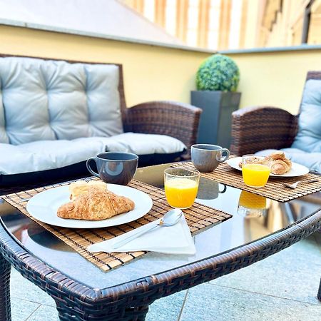 La Terrazza - By Happyhostorino Apartment Exterior foto